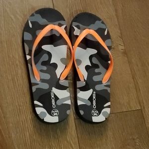 Camo flip flops